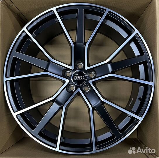 Диски на Audi Ауди A8 Q7 Q8 R22