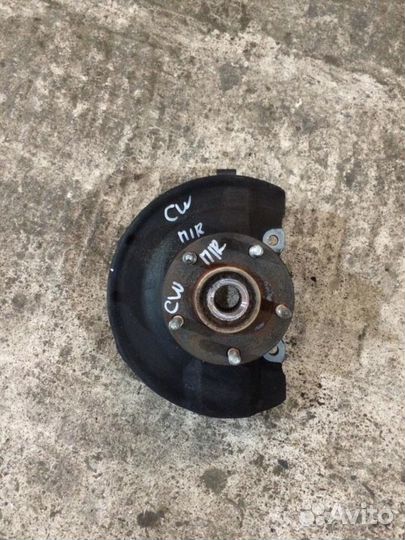 Кулак правый Mitsubishi Outlander XL