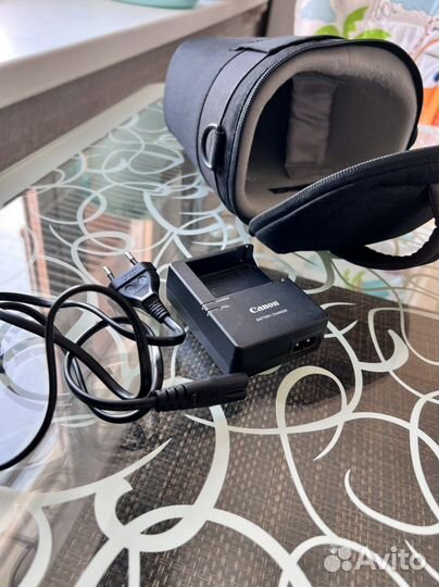 Зерк.фотоаппарат canon 700 D EF-S 18-55mmDC III