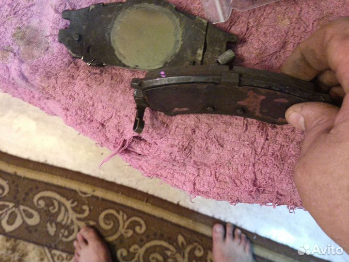 Тормозные колодки Ниссан avenir