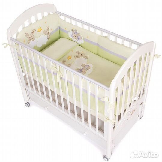 Бортики feretti и постельное в детскую кроватку