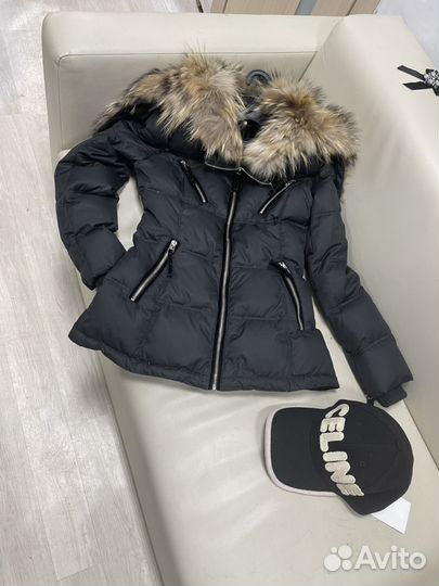 Куртка пуховик шикарная 42 44