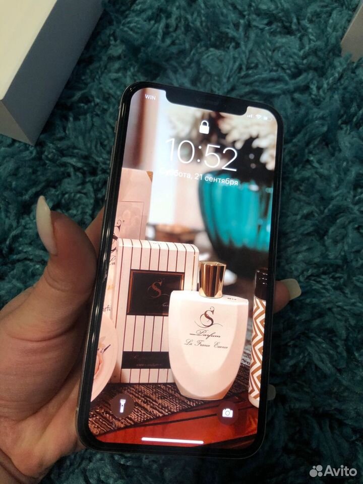 iPhone X, 64 ГБ