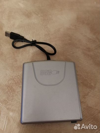 Внешний дисковод для 3.5