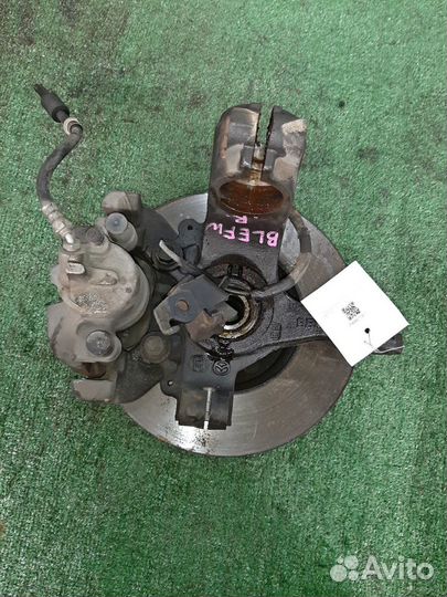 Поворотный кулак в сборе Mazda 3