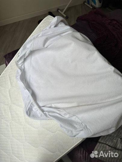 Матрас с наматрасником