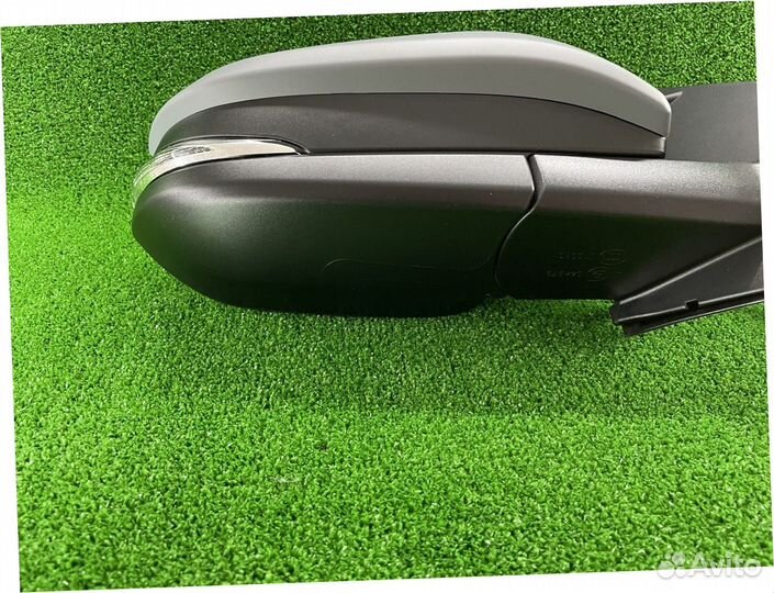 Зеркало правое Rav-4 13-19