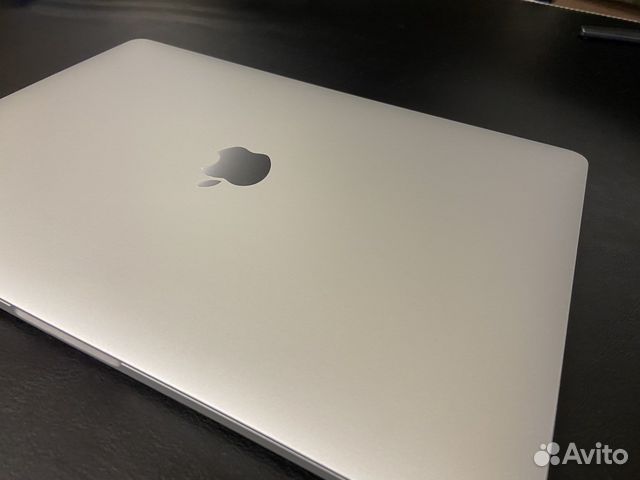 Macbook pro 13 2020 i5 16gb 512