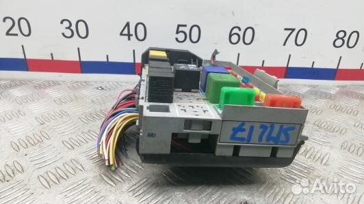 Блок предохранителей opel zafira A (SML17M101)