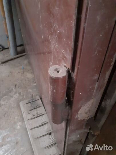 Дверь входная металлическая