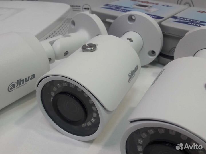 Комплект видеонаблюдения 4Мп Dahua 8 камер