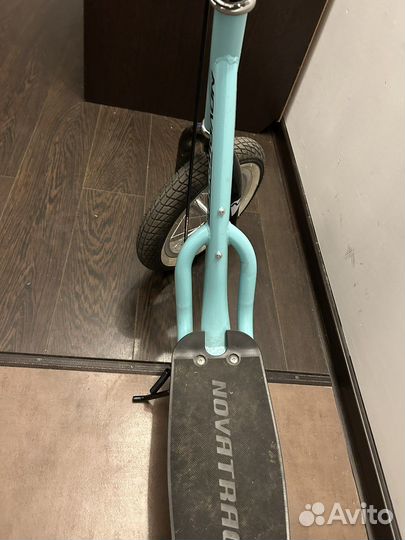 Самокат novatrack
