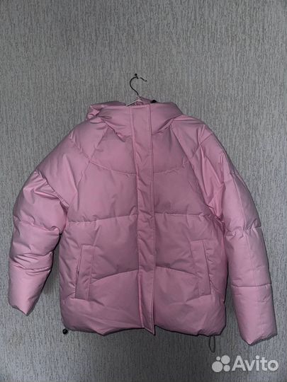 Куртка с отстегивающимся капюшоном