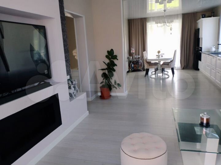 Дом 177 м² на участке 6,7 сот.