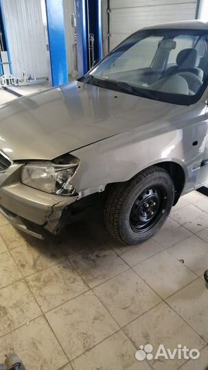 Крыло переднее левое hyundai accent 1996г