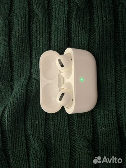 Airpods pro 1 поколения