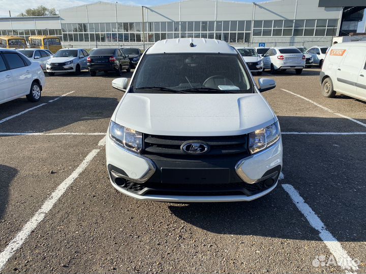 LADA Largus 1.6 МТ, 2023