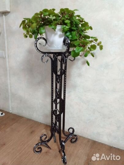 Подставка для цветов напольная металлическая