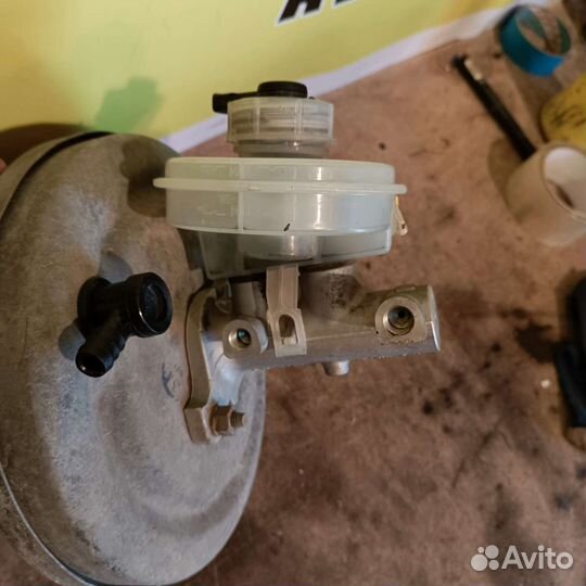 Вакуумный усилитель цилиндр Chevrolet Niva 2123