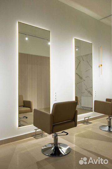 Стильное зеркало