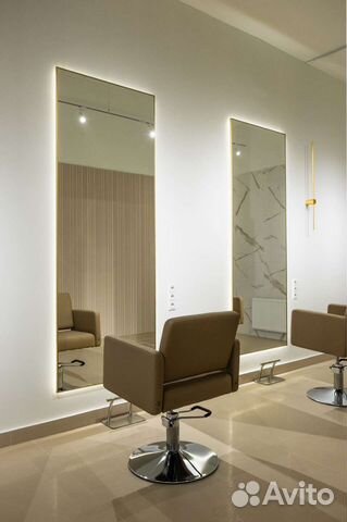 Стильное зеркало