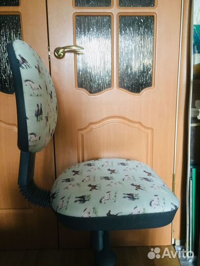 Компьютерное кресло