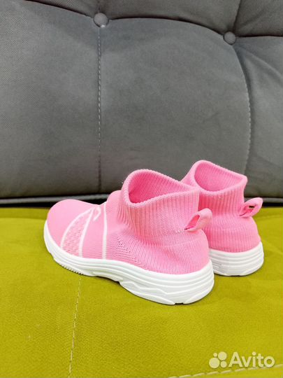 Кроссовки для девочки