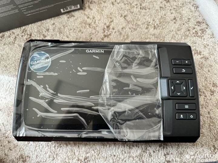 Эхолот Garmin striker vivid 9sv