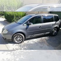 Volkswagen Touran 1.9 AMT, 2006, 248 000 км, с пробегом, цена 780 000 руб.