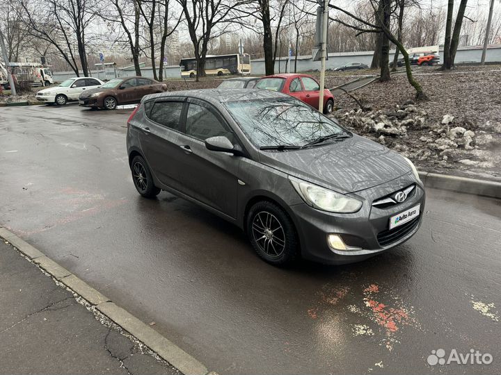 Hyundai Solaris 1.6 AT, 2013, 287 000 км