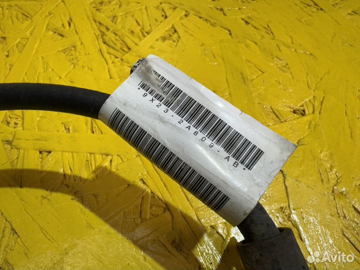 Левый трос ручника Jaguar XF X250