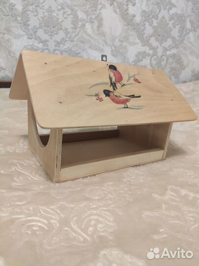 Кормушка для птиц