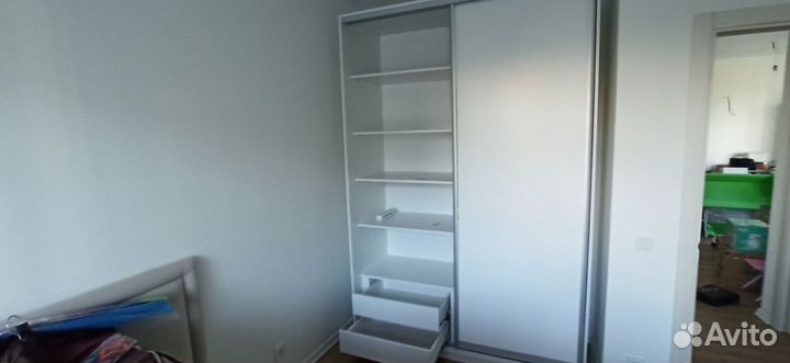 Шкаф-купе двухстворчатый белый