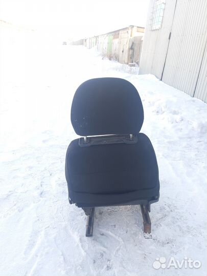 Сиденье на Ниву шевроле переднее пассажирское