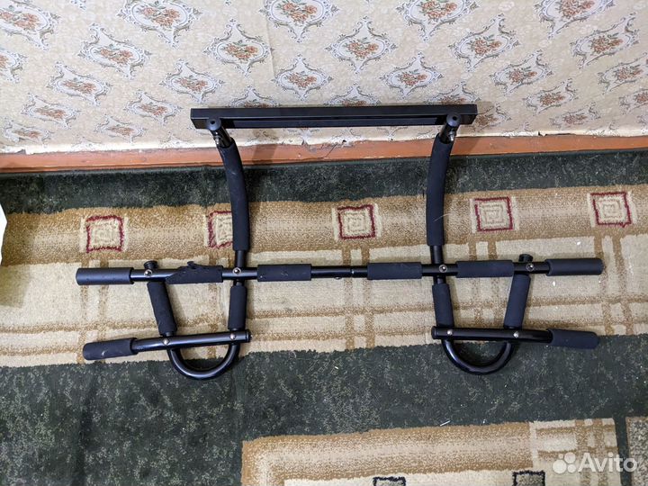 Турник настенный/ в дверной проем