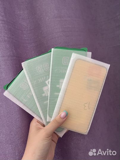 Защитное стекло на iPhone 13 pro max