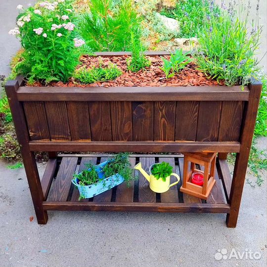 Кашпо из дерева