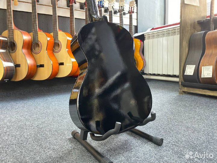 Гитара классическая 1/2