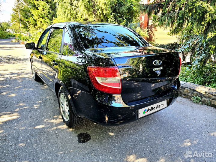 LADA Granta 1.6 МТ, 2013, 124 147 км