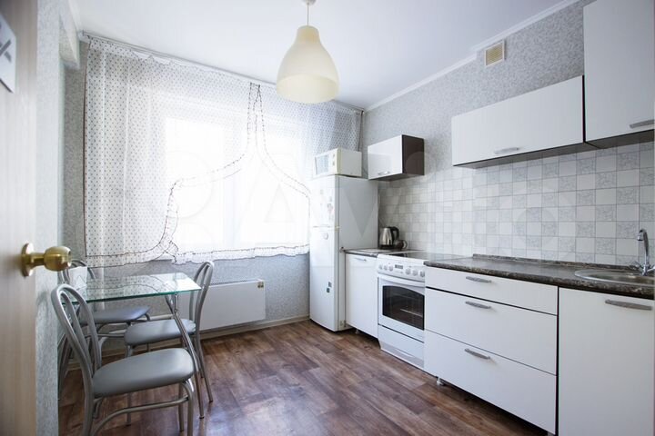 2-к. квартира, 50 м², 8/16 эт.
