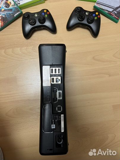 Xbox 360 s 1439