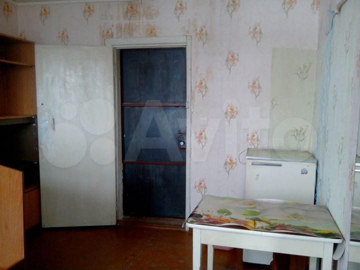 Комната 13 м² в > 9-к., 3/5 эт.