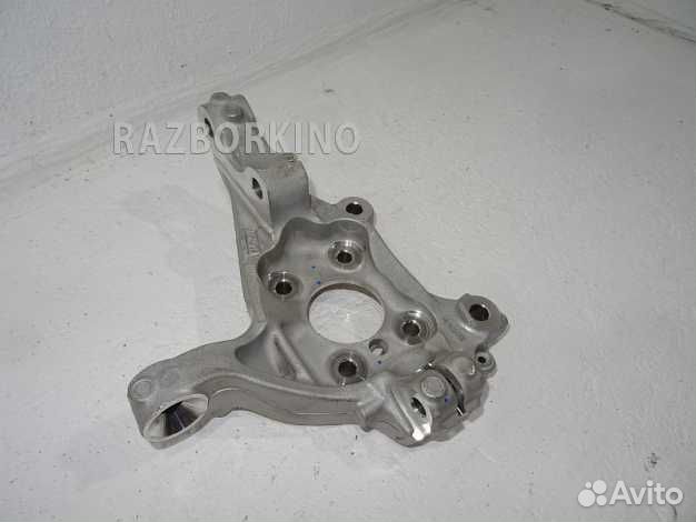 Кулак передний левый Форд