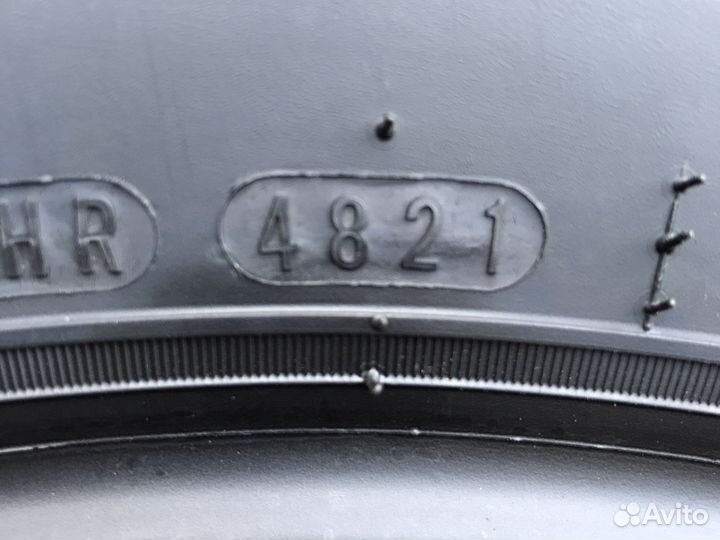 Nexen N'Blue HD Plus 215/60 R17 96H