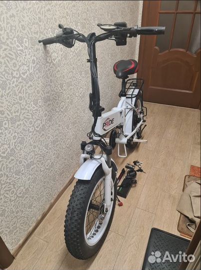 Велосипед белый (фэт байк)