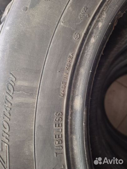 Kumho I'Zen KW22 235/65 R17 204D