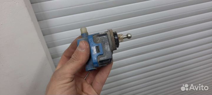 Корректор фары Hella