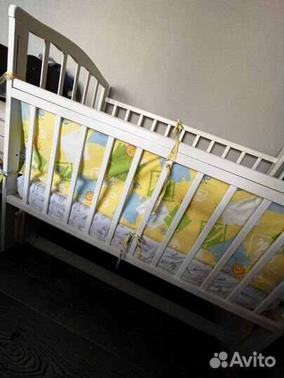 Детская кроватка