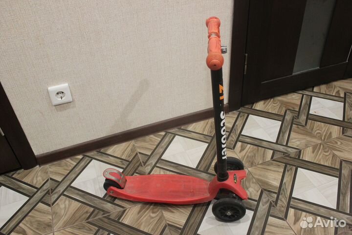 Самокат детский трехколесный