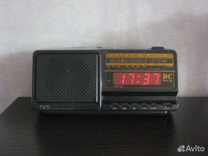 Радио часы будильник